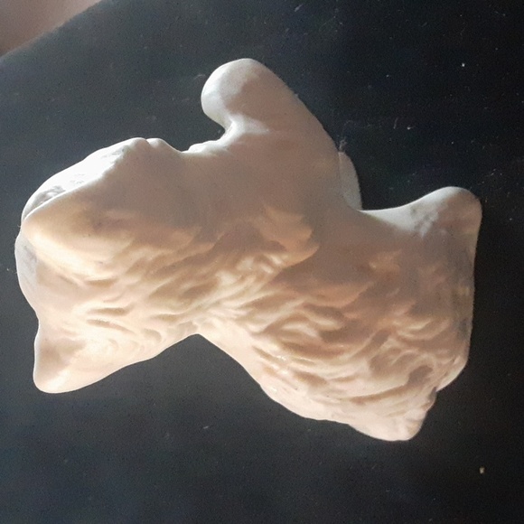 Adorable Cream Ceramic Cat Figurine - Picture 3 of 5